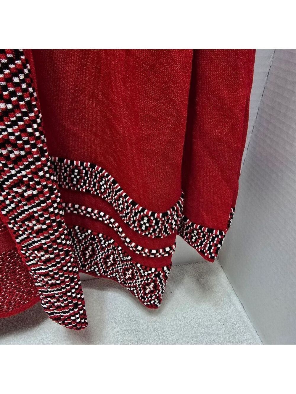 Women's Ruby Rd. Red & Black Patterned Cardigan Sweater L - Picture 4 of 10